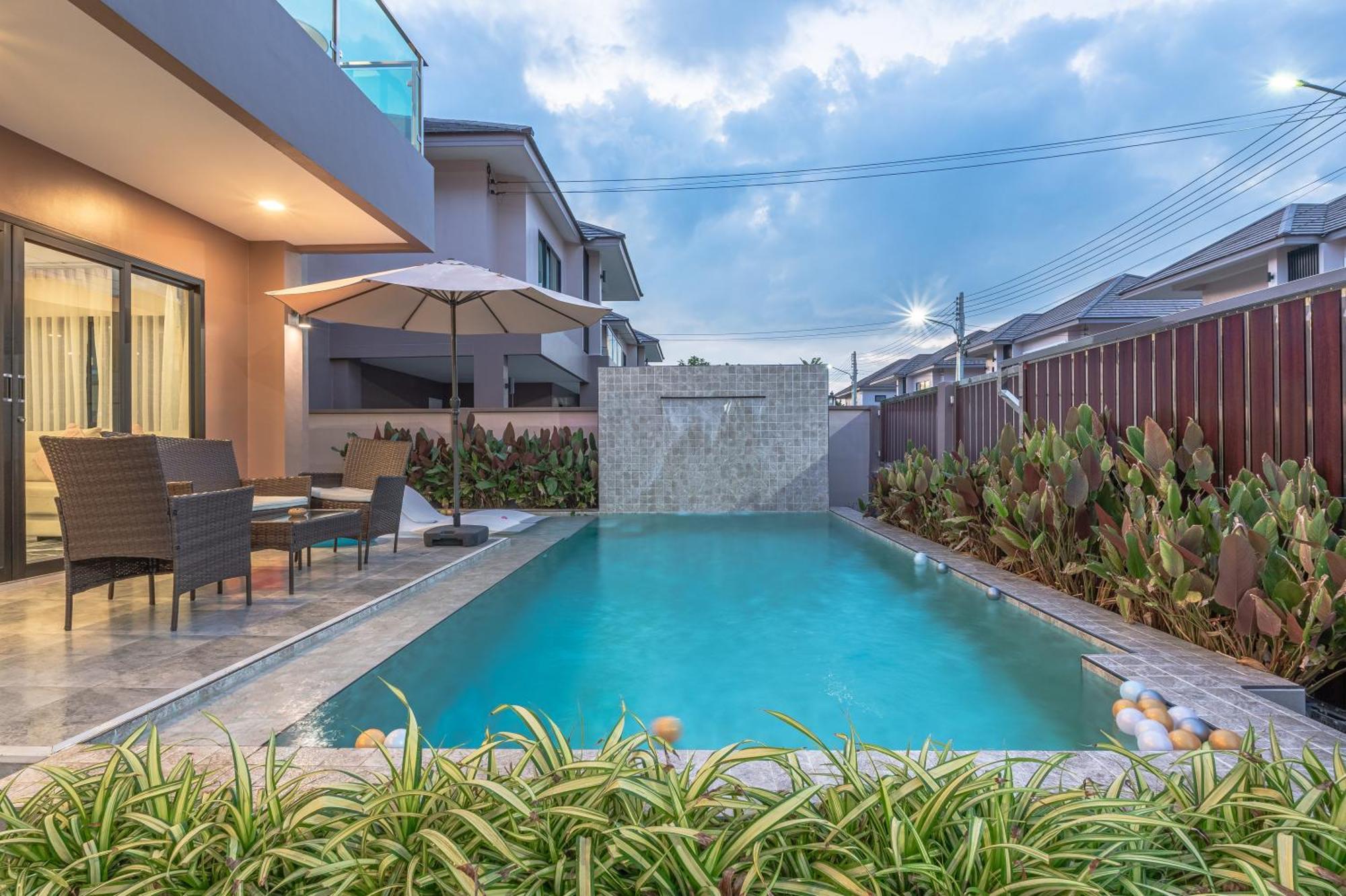 Southern Peak Pool Villa Huay Yai Pattaya Ban Huai Yai Exteriör bild